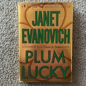 “Plum Lucky” a hardback novel by Janet Evanovich